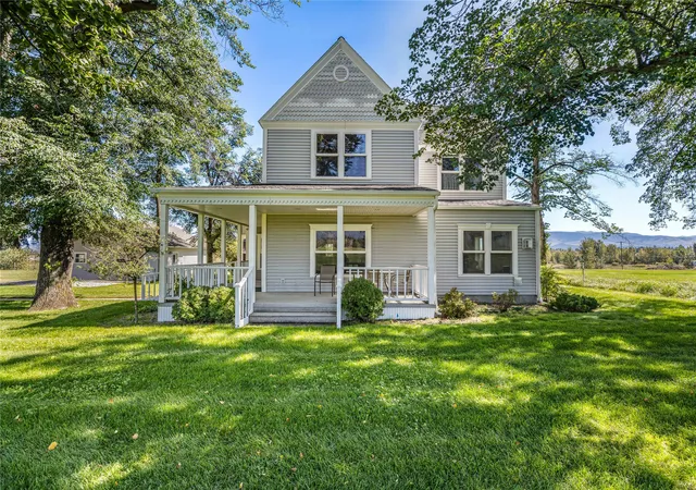 Photo 4 of Single family home for sale at 926 Orchard Dr, Hamilton, MT 59840 | MLS# 30078258 | Listing updated on 2026-09-16