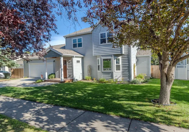 Photo 2 of Single family home for sale at 809 Tower St, Helena, MT 59601 | MLS# 30077902 | Listing updated on 2026-09-23