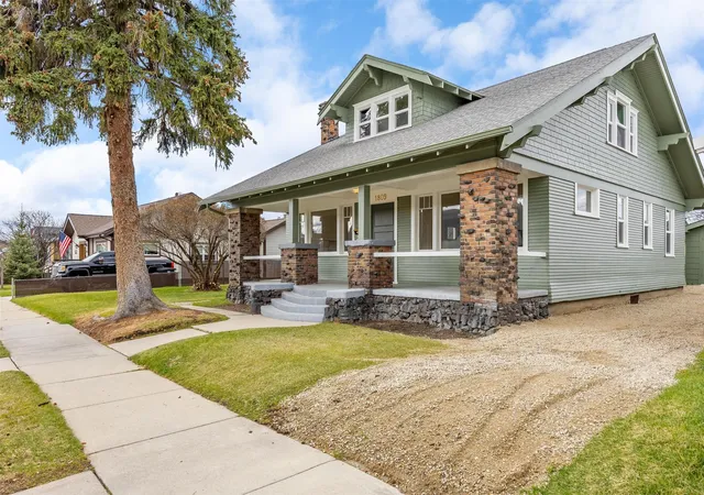 Photo 3 of Single family home for sale at 1809 Phillips Ave, Butte, MT 59701 | MLS# 30078364 | Listing updated on 2026-09-14