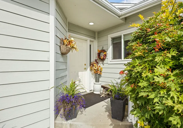 Photo 2 of Townhouse for sale at 167 E Nicklaus Ave, Kalispell, MT 59901 | MLS# 30078208 | Listing updated on 2026-10-06