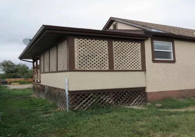 Photo 3 of Single family home for sale at 1409 8th Avenue S, Great Falls, MT 59405 | MLS# 30078367 | Listing updated on 2026-09-16