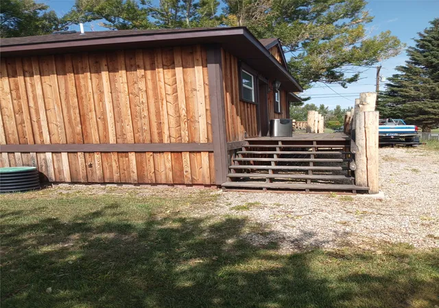 Photo 3 of Single family home for sale at 902 Rickards St, Anaconda, MT 59711 | MLS# 30078355 | Listing updated on 2026-09-15