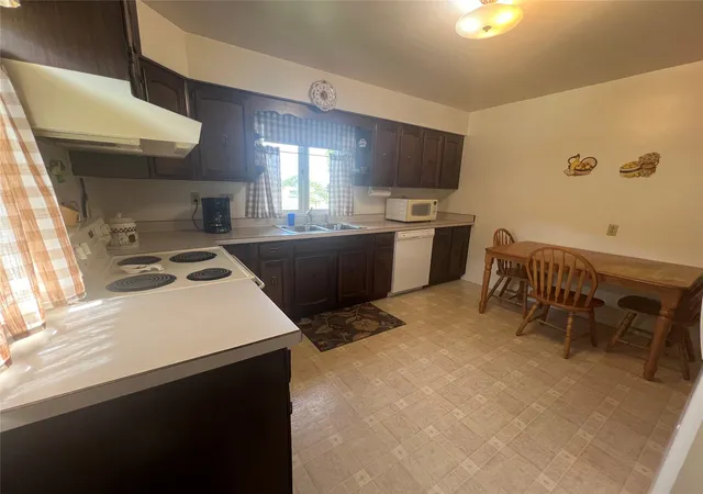 Photo 4 of Single family home for sale at 1329 Leslie Ave, Helena, MT 59601 | MLS# 30078403 | Listing updated on 2026-09-22