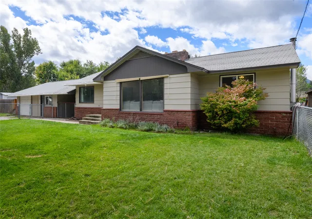 Photo 1 of Single family home for sale at 301 Water St, Darby, MT 59829 | MLS# 30078289 | Listing updated on 2026-09-30