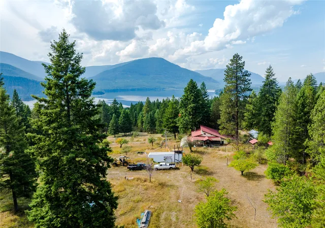 Photo 1 of Single family home for sale at 10 Red Fir Ln, Noxon, MT 59853 | MLS# 30078324 | Listing updated on 2026-09-18