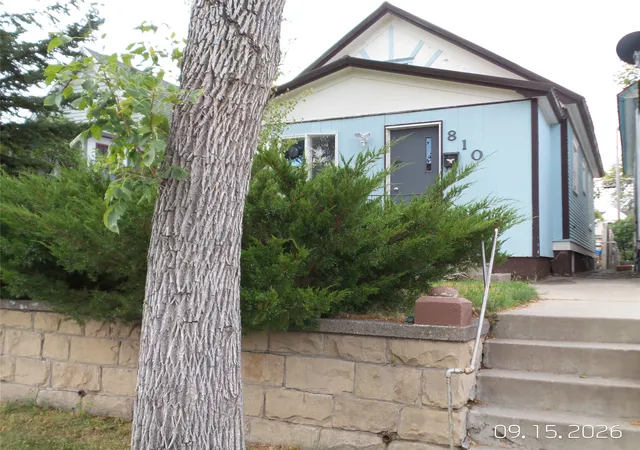Photo 1 of Single family home for sale at 810 8th Avenue N, Great Falls, MT 59401 | MLS# 30078405 | Listing updated on 2026-10-21
