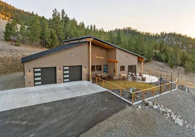 Photo 3 of Single family home for sale at 4915 W Us Hwy 12, Helena, MT 59601 | MLS# 30078494 | Listing updated on 2026-09-16