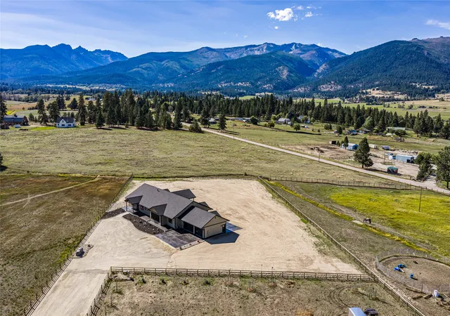 Photo 3 of Single family home for sale at 2341 Hamby Ln, Victor, MT 59875 | MLS# 30078419 | Listing updated on 2026-09-16