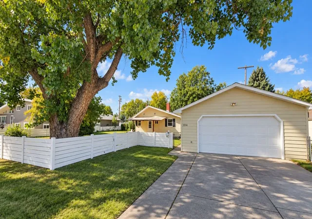 Photo 1 of Single family home for sale at 1514 17th Street S, Great Falls, MT 59405 | MLS# 30078410 | Listing updated on 2026-09-21