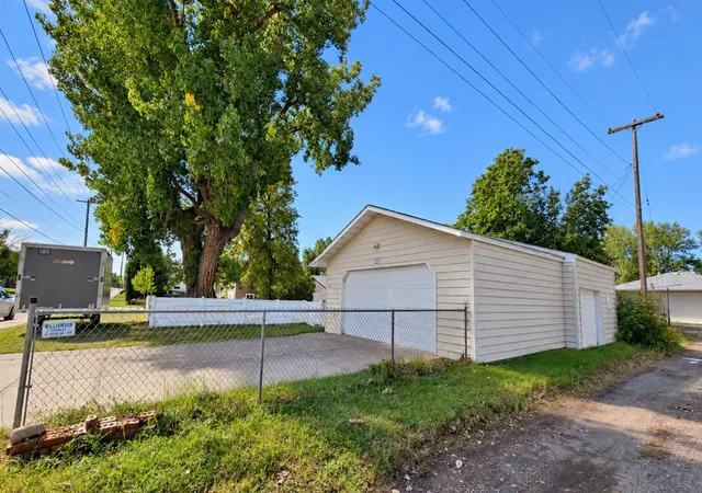 Photo 2 of Single family home for sale at 1514 17th Street S, Great Falls, MT 59405 | MLS# 30078410 | Listing updated on 2026-09-21
