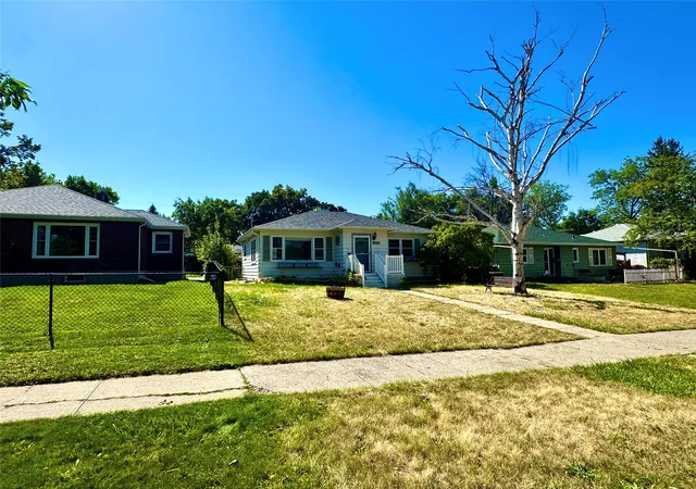 Photo 2 of Single family home for sale at 2720 5th Avenue N, Great Falls, MT 59401 | MLS# 30078534 | Listing updated on 2026-09-22
