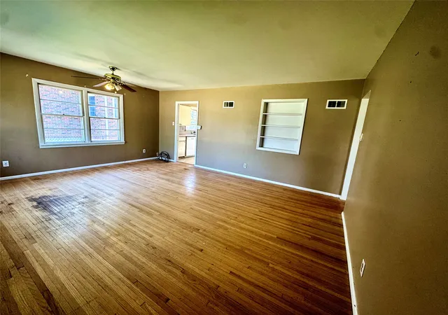 Photo 4 of Single family home for sale at 2720 5th Avenue N, Great Falls, MT 59401 | MLS# 30078534 | Listing updated on 2026-09-22