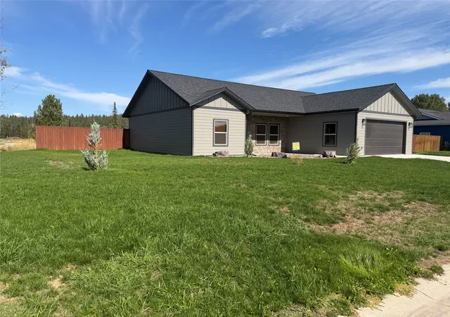 Photo 2 of Single family home for sale at 202 Melanie Ln, Libby, MT 59923 | MLS# 30078428 | Listing updated on 2026-09-19