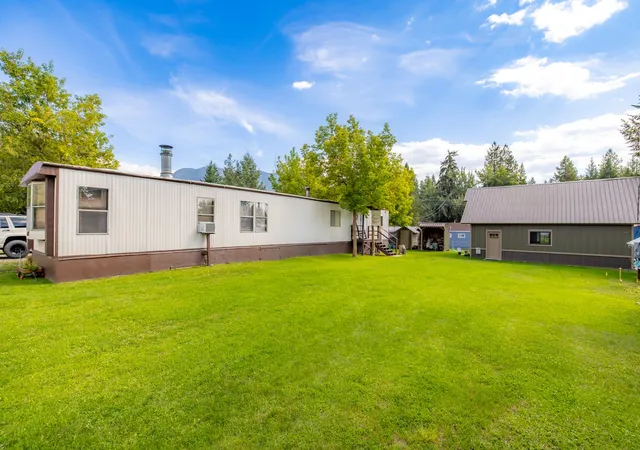 Photo 3 of Manufactured home for sale at 1482 15th Street, Columbia Falls, MT 59912 | MLS# 30078541 | Listing updated on 2026-09-17