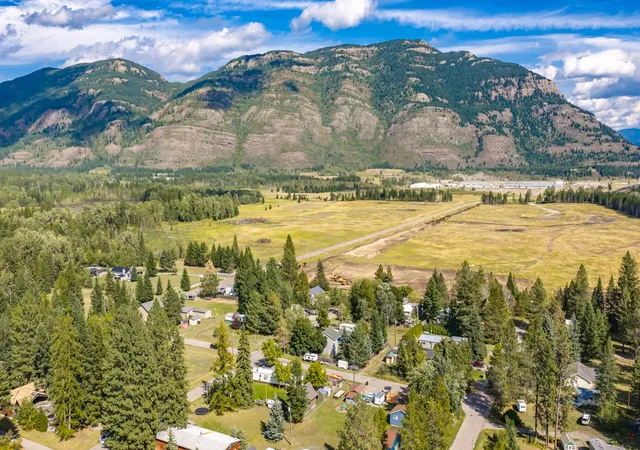 Photo 54 of Manufactured home for sale at 1482 15th Street, Columbia Falls, MT 59912 | MLS# 30078541 | Listing updated on 2026-09-17