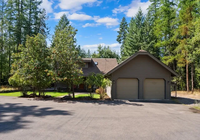 Photo 2 of Single family home for sale at 2405 E Lakeshore Dr, Whitefish, MT 59937 | MLS# 30078384 | Listing updated on 2026-09-17
