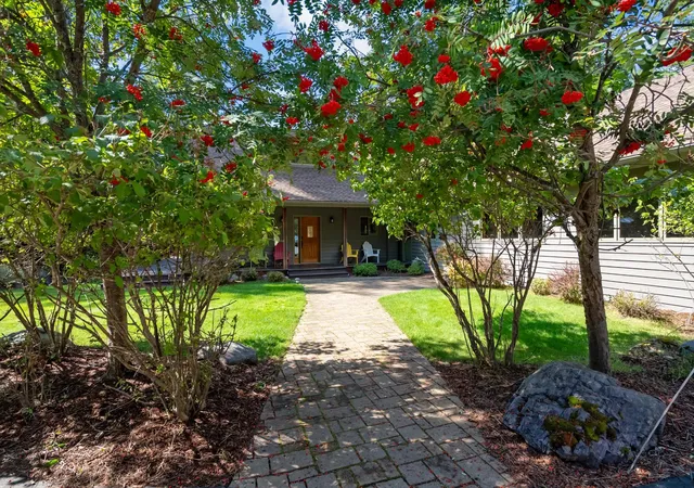 Photo 4 of Single family home for sale at 2405 E Lakeshore Dr, Whitefish, MT 59937 | MLS# 30078384 | Listing updated on 2026-09-17