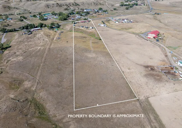 Photo 2 of Manufactured home for sale at 2821 Us Hwy 87 E, Billings, MT 59101 | MLS# 30078483 | Listing updated on 2026-09-21