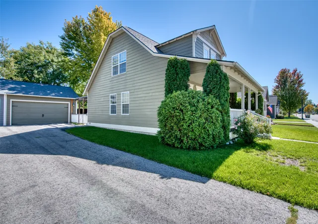 Photo 3 of Single family home for sale at 105 Bayberry Ln, Hamilton, MT 59840 | MLS# 30078578 | Listing updated on 2026-09-22