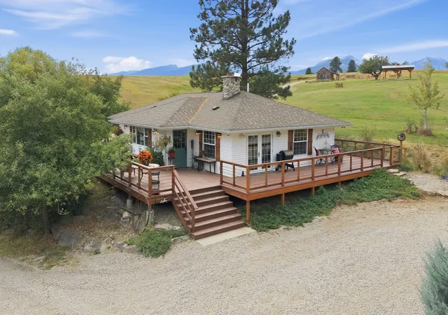 Photo 3 of Single family home for sale at 2889 Boom Orchard Trl, Darby, MT 59829 | MLS# 30078594 | Listing updated on 2026-09-18