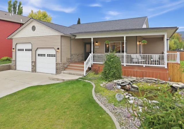 Single family home for sale at 6001 Hobson Ln, Missoula, MT 59803 | MLS# 30078595