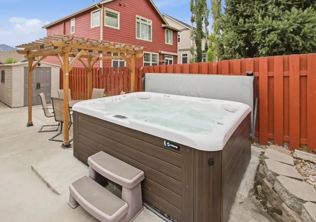 Photo 3 of Single family home for sale at 6001 Hobson Ln, Missoula, MT 59803 | MLS# 30078595 | Listing updated on 2026-09-23