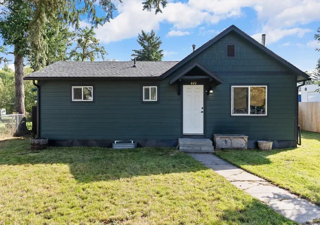 Photo 1 of Single family home for sale at 622 2nd Avenue Se, Ronan, MT 59864 | MLS# 30078562 | Listing updated on 2026-09-18
