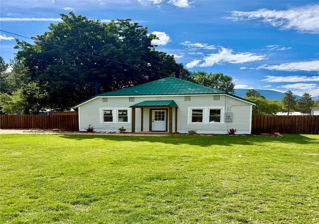 Photo 1 of Single family home for sale at 411 S Water St, Darby, MT 59829 | MLS# 30078524 | Listing updated on 2026-09-22