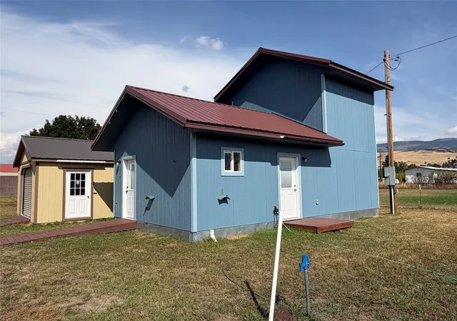Photo 1 of Single family home for sale at 510 5th Street, Plains, MT 59859 | MLS# 30078619 | Listing updated on 2026-09-18