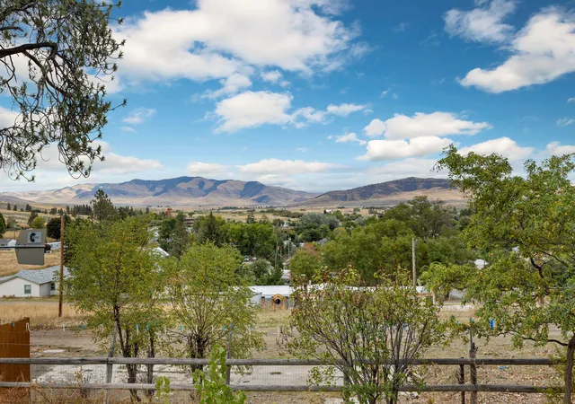 Photo 2 of Single family home for sale at 402 Aeneas St N, Hot Springs, MT 59845 | MLS# 30078472 | Listing updated on 2026-09-21