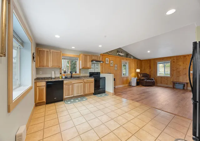 Photo 3 of Single family home for sale at 402 Aeneas St N, Hot Springs, MT 59845 | MLS# 30078472 | Listing updated on 2026-09-21