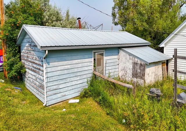 Photo 3 of Single family home for sale at 817 Andrew St NW, Ronan, MT 59864 | MLS# 30078649 | Listing updated on 2026-09-18