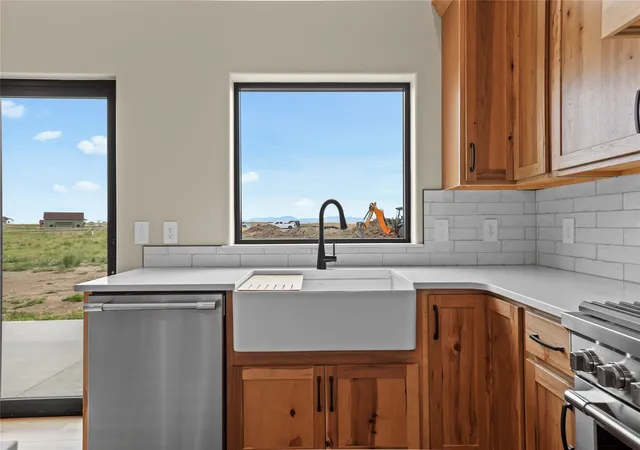 Photo 4 of Single family home for sale at 56 Platinum Ln, Great Falls, MT 59405 | MLS# 30078650 | Listing updated on 2026-09-18