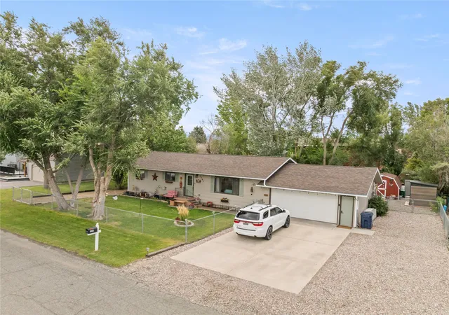Photo 2 of Single family home for sale at 1361 Buffalo Rd, Helena, MT 59602 | MLS# 30078459 | Listing updated on 2026-09-20