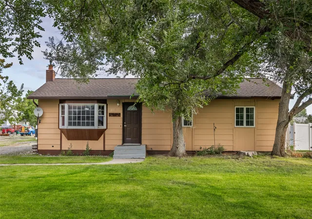 Photo 2 of Single family home for sale at 2595 Prickley Pear Ave, East Helena, MT 59635 | MLS# 30078645 | Listing updated on 2026-09-23