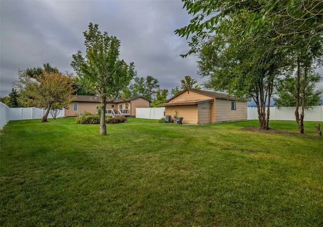 Photo 3 of Single family home for sale at 2595 Prickley Pear Ave, East Helena, MT 59635 | MLS# 30078645 | Listing updated on 2026-09-23