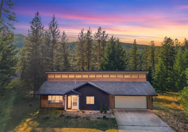 Photo 1 of Single family home for sale at 264 Trestle Crk Dr, Saint Regis, MT 59866 | MLS# 30078682 | Listing updated on 2026-09-20