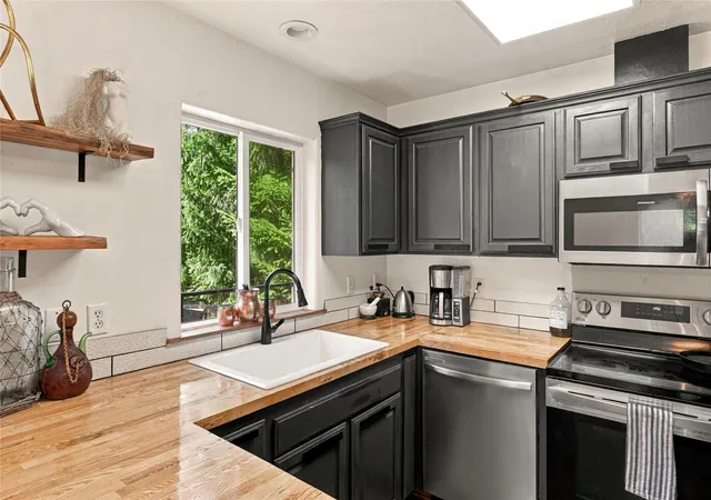 Photo 2 of Single family home for sale at 264 Trestle Crk Dr, Saint Regis, MT 59866 | MLS# 30078682 | Listing updated on 2026-09-20
