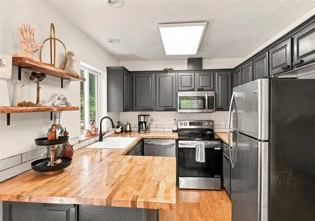 Photo 3 of Single family home for sale at 264 Trestle Crk Dr, Saint Regis, MT 59866 | MLS# 30078682 | Listing updated on 2026-09-20