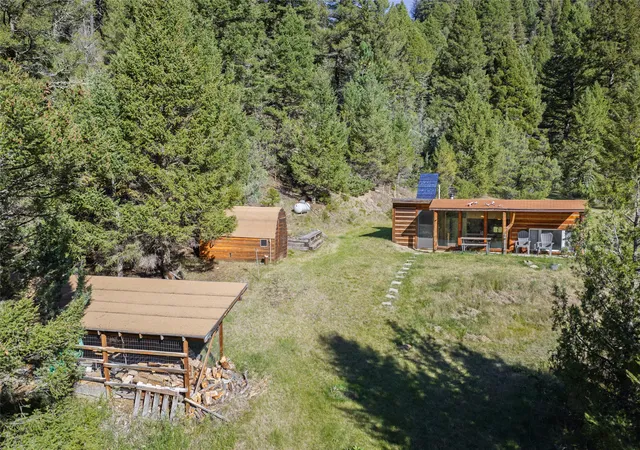 Photo 1 of Single family home for sale at 601 Whites Gulch Rd, Townsend, MT 59644 | MLS# 30078672 | Listing updated on 2026-09-22