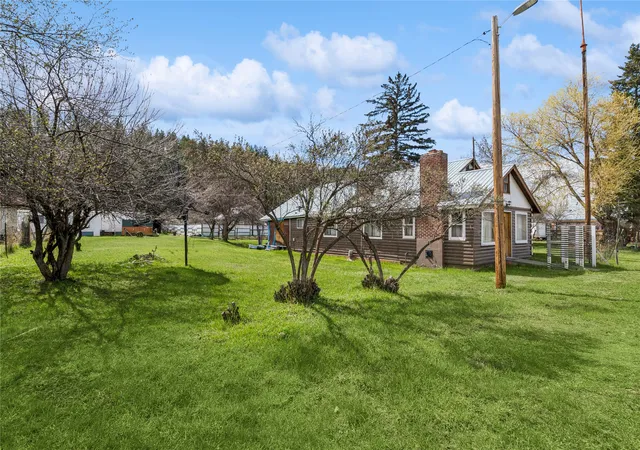 Photo 3 of Single family home for sale at 106 West Ave S, Eureka, MT 59917 | MLS# 30078748 | Listing updated on 2026-10-01