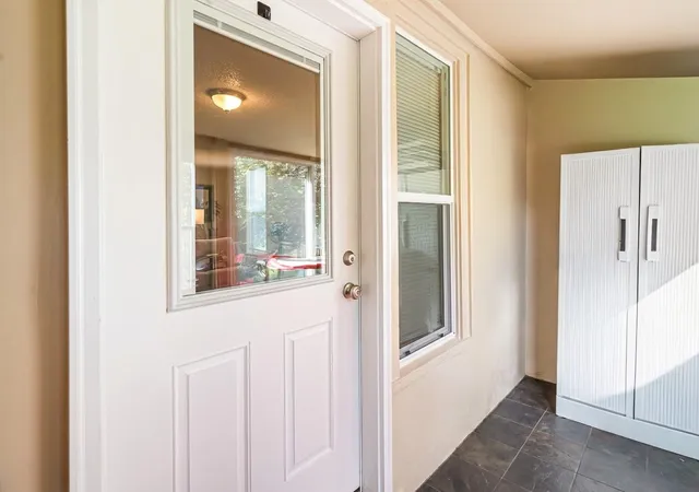 Photo 3 of Single family home for sale at 1618 Livingston Ave, Helena, MT 59601 | MLS# 30078438 | Listing updated on 2026-09-23
