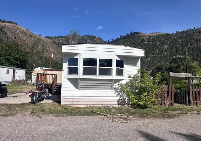 Photo 4 of Single family home for sale at 1355 Tremper Dr, Missoula, MT 59802 | MLS# 30078767 | Listing updated on 2026-09-23