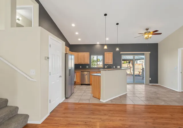 Photo 4 of Single family home for sale at 1024 Antares Rd, Helena, MT 59602 | MLS# 30075697 | Listing updated on 2026-09-22