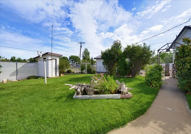 Photo 2 of Single family home for sale at 1425 23rd Avenue S, Great Falls, MT 59405 | MLS# 30078487 | Listing updated on 2026-09-22