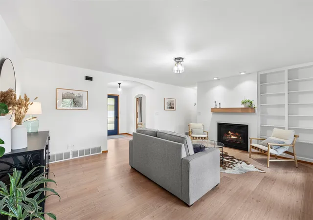 Photo 4 of Single family home for sale at 6 Antelope Way, Clancy, MT 59634 | MLS# 30078744 | Listing updated on 2026-09-23