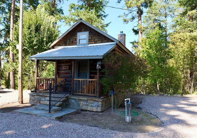 Photo 3 of Single family home for sale at 37325 Mt Hwy 35, Polson, MT 59860 | MLS# 30078768 | Listing updated on 2026-09-22