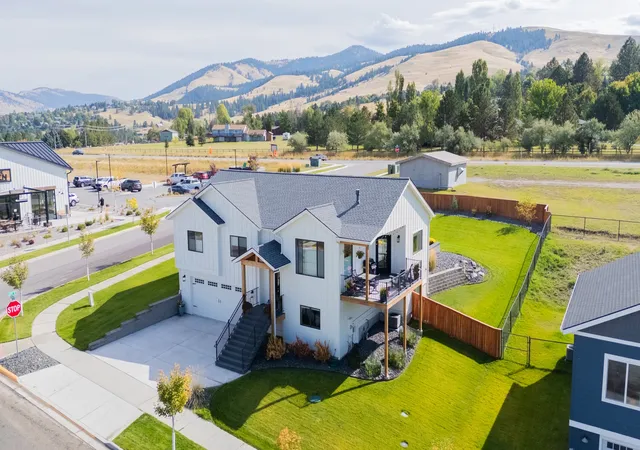 Photo 1 of Single family home for sale at 6904 Shaver Dr, Missoula, MT 59803 | MLS# 30078795 | Listing updated on 2026-09-22