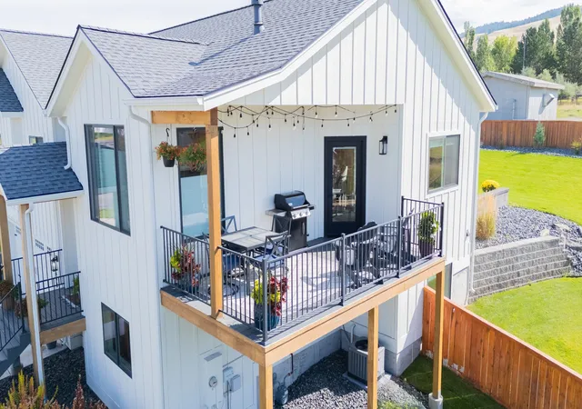 Photo 2 of Single family home for sale at 6904 Shaver Dr, Missoula, MT 59803 | MLS# 30078795 | Listing updated on 2026-09-22
