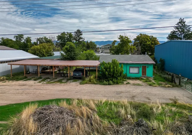 Photo 1 of Single family home for sale at 126 Mill St, Hamilton, MT 59840 | MLS# 30078717 | Listing updated on 2026-10-21